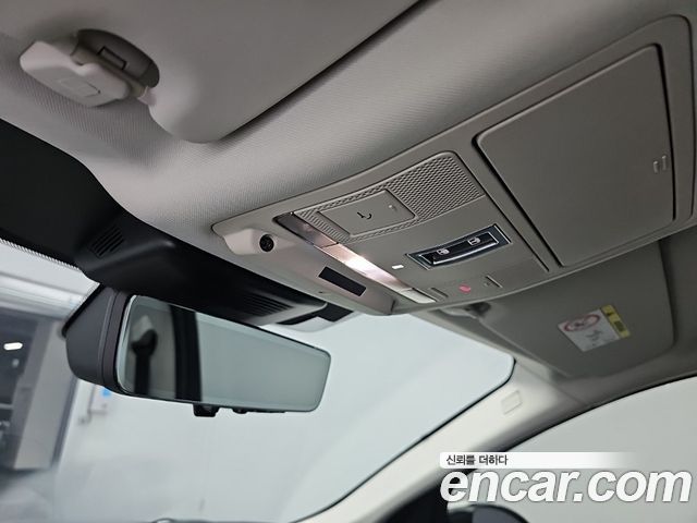 Land Rover Discovery Sport 2020 — photo 17