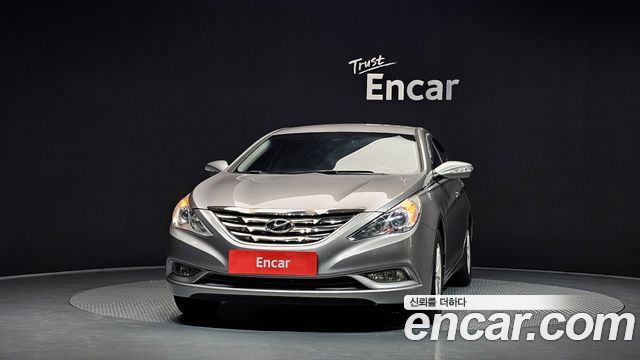 Hyundai Sonata 2011 — photo 3