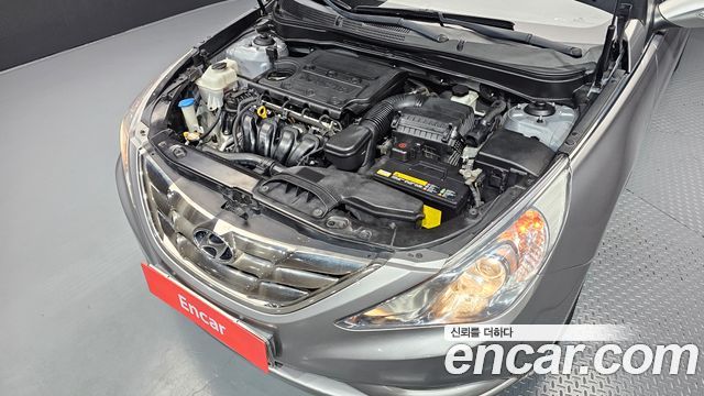 Hyundai Sonata 2011 — photo 6
