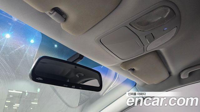 Hyundai Sonata 2011 — photo 19