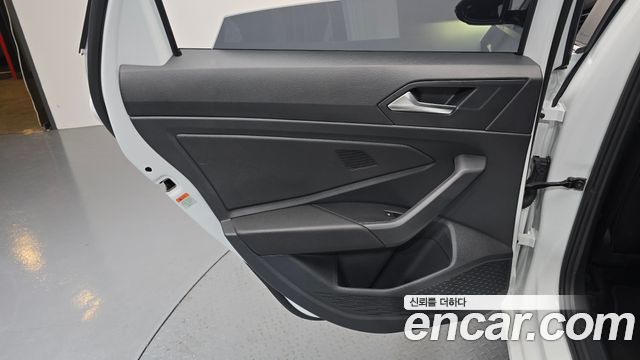 Volkswagen Jetta 2024 — photo 15