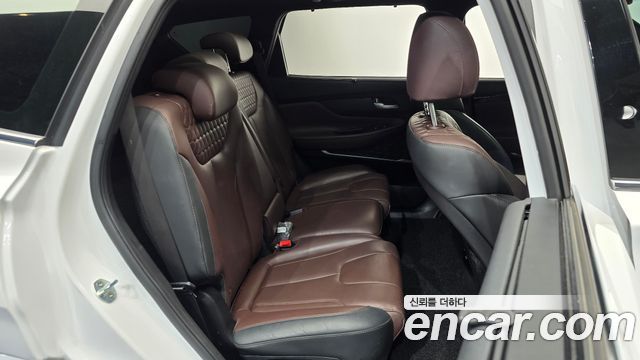 Hyundai Santafe 2020 — photo 17