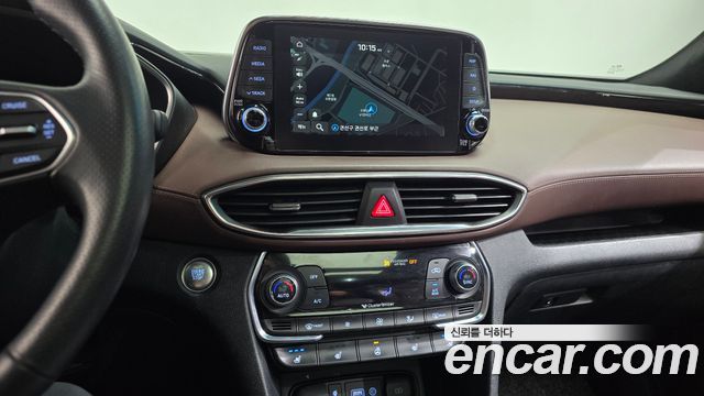 Hyundai Santafe 2020 — photo 18
