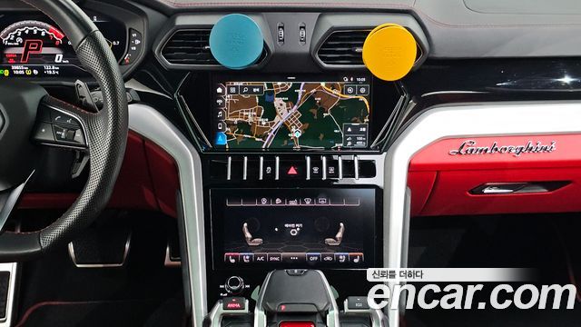 Lamborghini Urus 2020 — photo 14