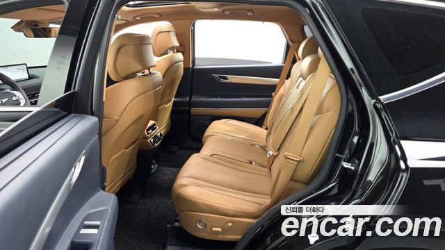 Genesis GV80 2020 — photo 18