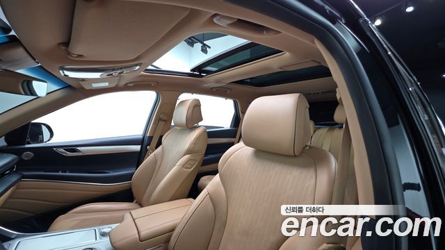 Genesis GV80 2020 — photo 23