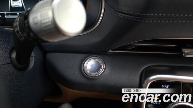 Genesis GV80 2020 — photo 27