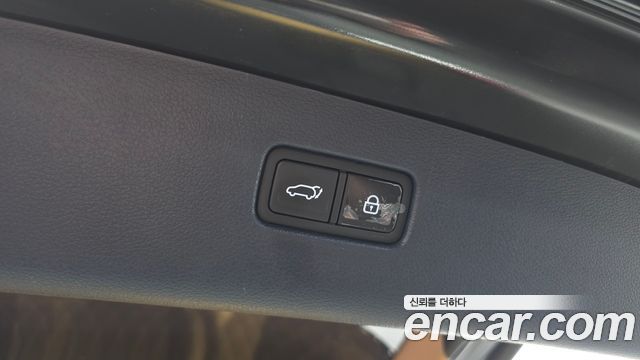 Genesis GV80 2020 — photo 36