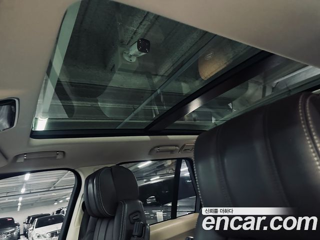 Land Rover Range Rover 2016 — photo 11
