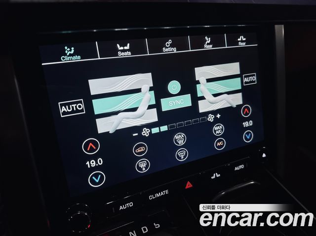 Land Rover Range Rover 2016 — photo 15