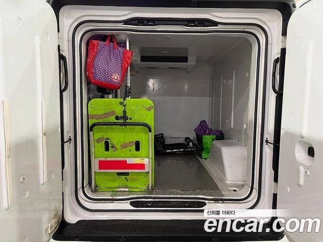Hyundai ST1 2025 — photo 15