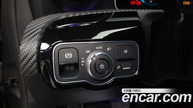 Mercedes-Benz A-Class 2020 — photo 25