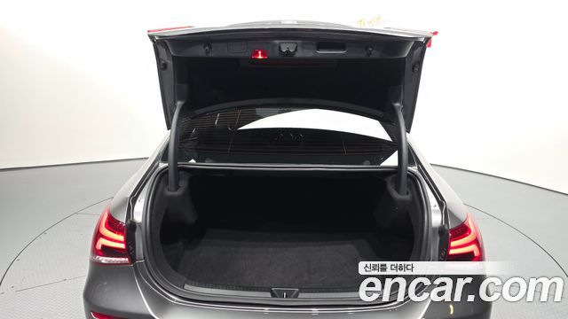 Mercedes-Benz A-Class 2020 — photo 26
