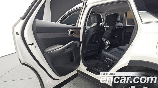 Kia Sorento 2021 — photo 16
