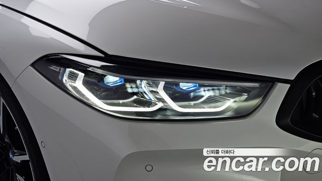 BMW 8-Series 2026 — photo 8