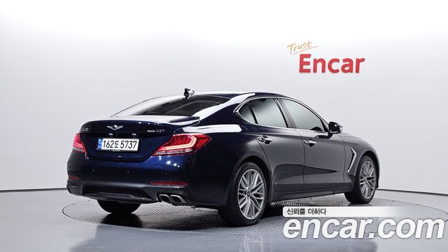 Genesis G70 2019 — photo 2