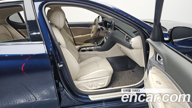 Genesis G70 2019 — photo 16