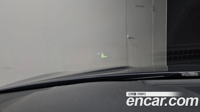 Genesis G70 2019 — photo 27