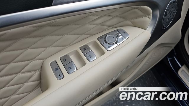 Genesis G70 2019 — photo 29
