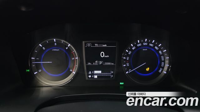 KG Mobility Rexton 2018 — photo 11