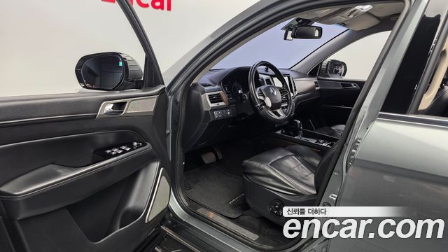 KG Mobility Rexton 2018 — photo 13