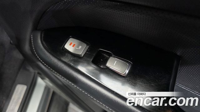 KG Mobility Rexton 2018 — photo 24