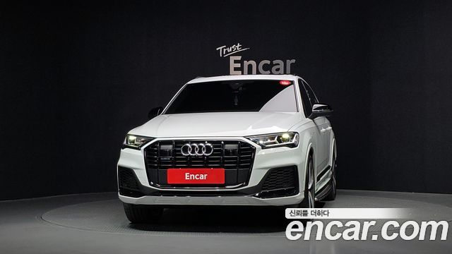 Audi Q7 2022 — photo 3