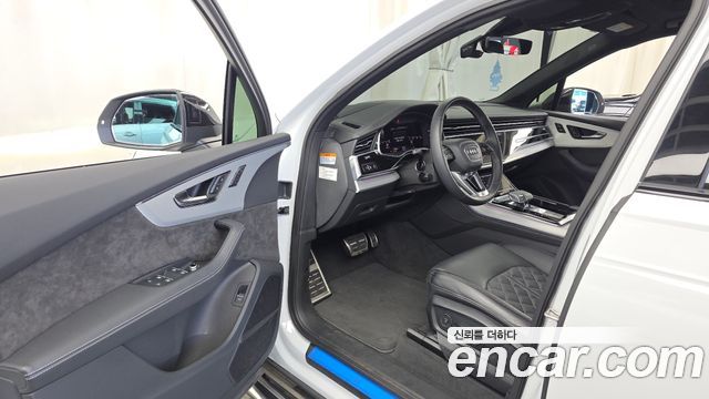 Audi Q7 2022 — photo 13