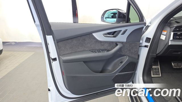 Audi Q7 2022 — photo 14