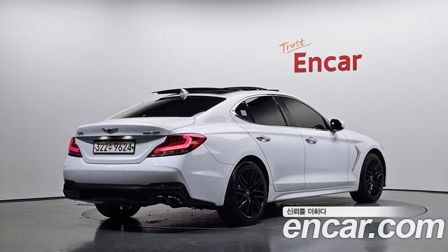 Genesis G70 2018 — photo 2