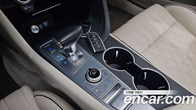 Genesis G70 2018 — photo 12
