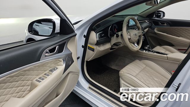 Genesis G70 2018 — photo 13