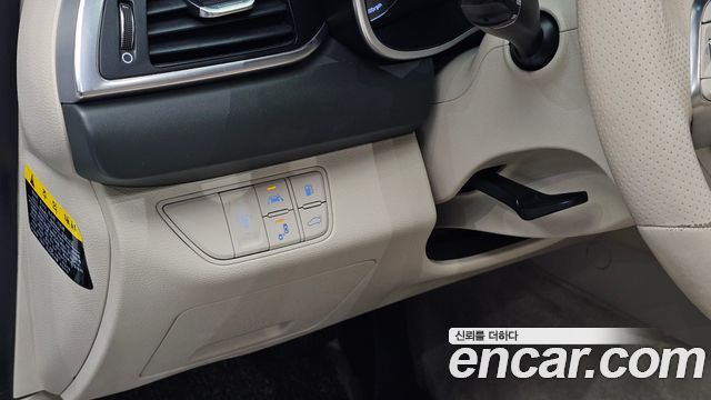Genesis G70 2018 — photo 22