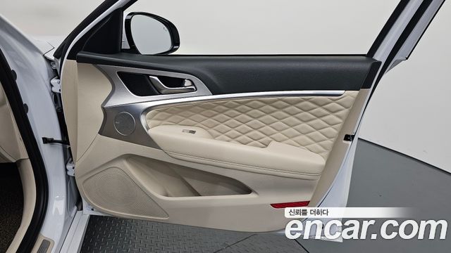 Genesis G70 2018 — photo 14