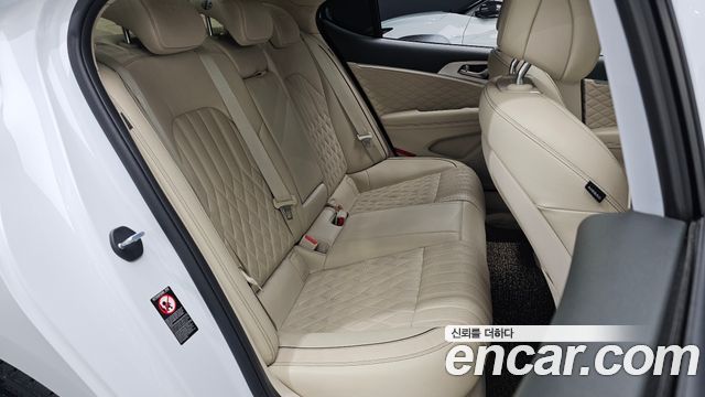 Genesis G70 2018 — photo 29