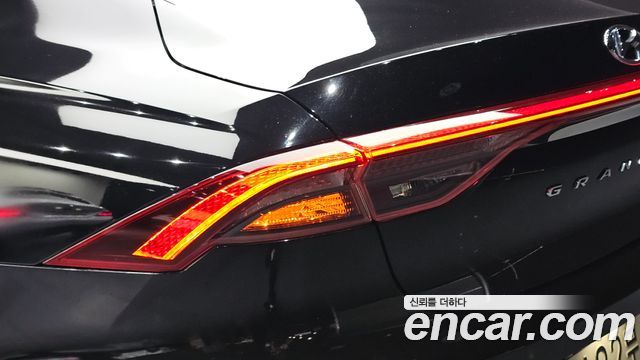 Hyundai Grandeur 2020 — photo 9
