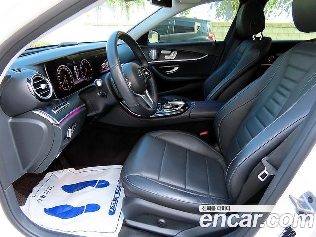 Mercedes-Benz E-Class 2019 — photo 5