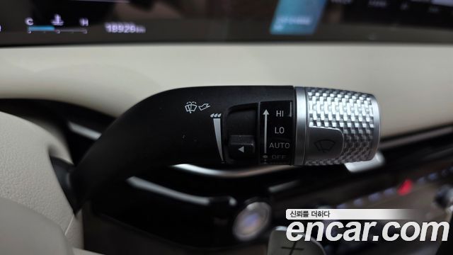 Genesis G80 2025 — photo 34