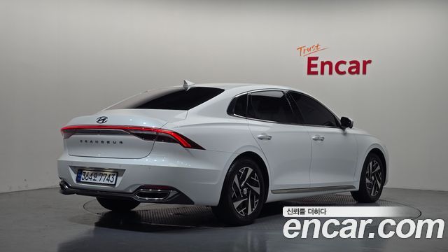 Hyundai Grandeur 2023 — photo 2