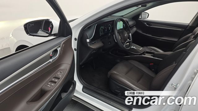 Hyundai Grandeur 2023 — photo 13