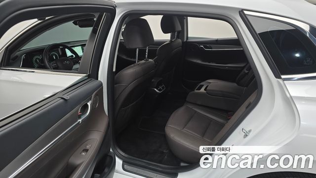 Hyundai Grandeur 2023 — photo 18