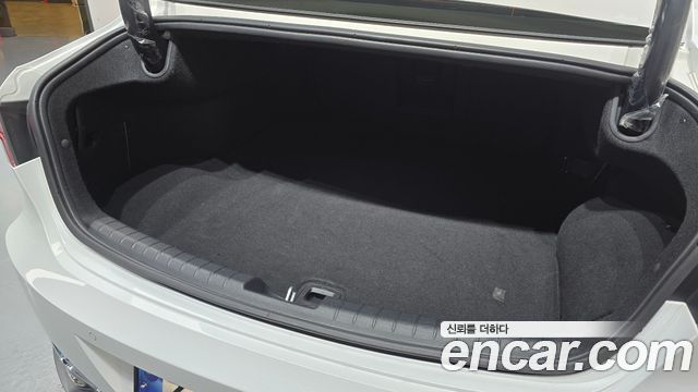 Hyundai Grandeur 2023 — photo 24