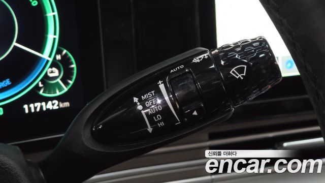 Hyundai Grandeur 2023 — photo 28