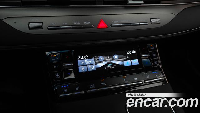 Hyundai Grandeur 2023 — photo 33