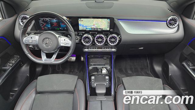 Mercedes-Benz EQA 2022 — photo 10
