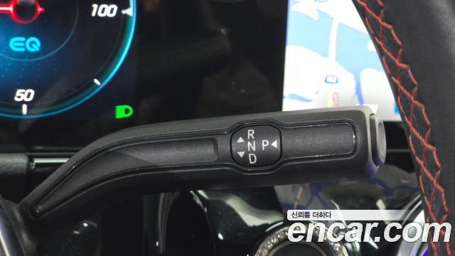 Mercedes-Benz EQA 2022 — photo 12
