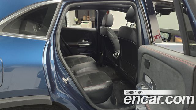 Mercedes-Benz EQA 2022 — photo 17