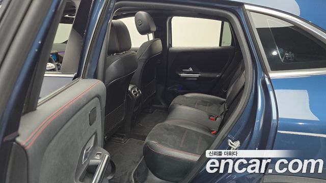 Mercedes-Benz EQA 2022 — photo 18