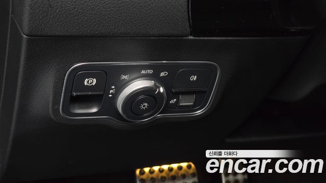 Mercedes-Benz EQA 2022 — photo 26