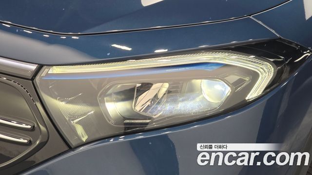Mercedes-Benz EQA 2022 — photo 8